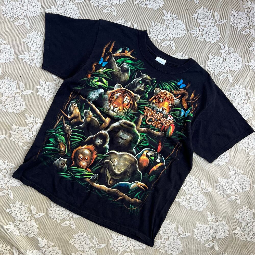 Vintage Rainforest Cafe Animal Graphic T-Shirt Fits Men’s Large